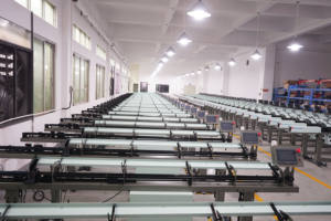 Taiyang A-1525โมเดลน้ำหนักเบาแบบหมุนรอบแกนหมุนเดี่ยวเครื่องกลึงอัตโนมัติพร้อมแท่นเครื่องมือเดินทางแกน x 180มม. 5ชิ้น - Product Image 6