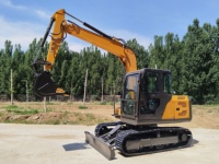 Vente chaude usine : Excavatrice sur chenilles 7,5 tonnes avec moteur CE, machine de construction de haute qualité, accessoire de terrassement avec godet