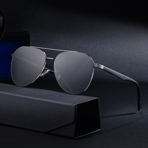 Gafas de sol de aviador Ks-3836 para hombre, montura de metal, lentes de nailon, protección polarizada Uv400, gafas de sol de clase 2 - Product Image 2