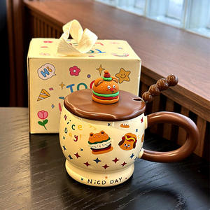 Mug en céramique mignon en forme de hamburger avec couvercle et cuillère pour filles, idéal pour le thé ou le lait en dortoir - Product Image 3