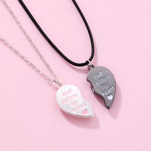 Collar Pareja magnético No Sister by Blood but Sister by Heart BFF Collar para Bestie Magnet Attract Heart Puzzle Necklace Set - Product Image 6