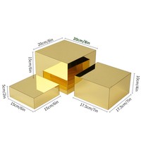 Ensemble de 3 supports de buffet en acrylique doré, cubes de présentation d'aliments en acrylique miroir doré à 5 faces, support de présentation d'aliments en acrylique pour gâteaux et cupcakes