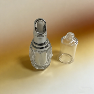 Botella de Aceite Transparente de Plástico Acrílico de Lujo de 10 ml con Gotero Dorado para Aceite Esencial - Product Image 5