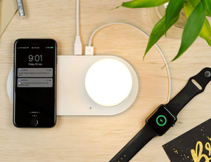 <span class=keywords><strong>Chargeur</strong></span> de téléphone <span class=keywords><strong>sans</strong></span> <span class=keywords><strong>fil</strong></span> multifonction Lampe de table LED <span class=keywords><strong>Chargeur</strong></span> à <span class=keywords><strong>induction</strong></span> magnétique avec lampe RVB - Product Image 6