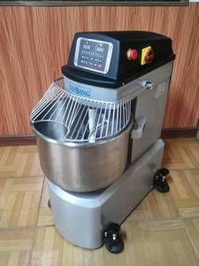 Impastatrice Commerciale Multiuso da 20L per Panifici, 1500W, Capacità 8kg - Product Image 6