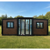 Conteneur Extensible pour Boutique de Détail - Façade en Verre avec Étagères de Présentation et Cabine d'Essayage