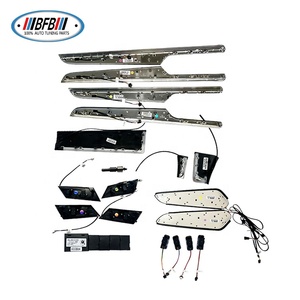 Embellecedor <span class=keywords><strong>interior</strong></span> de fibra de carbono de repuesto 7 piezas con luz para Porsche <span class=keywords><strong>MACAN</strong></span> panel de instrumentos cubierta de control Central embellecedor de puerta - Product Image 2