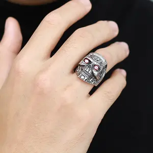 Cincin Stainless Steel Desain Mata Batu Merah, Perhiasan Cincin Tengkorak Pria Desain Mata Batu Merah