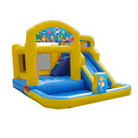 Aire de jeux gonflable compacte pour enfants, idéale pour les jardins résidentiels
