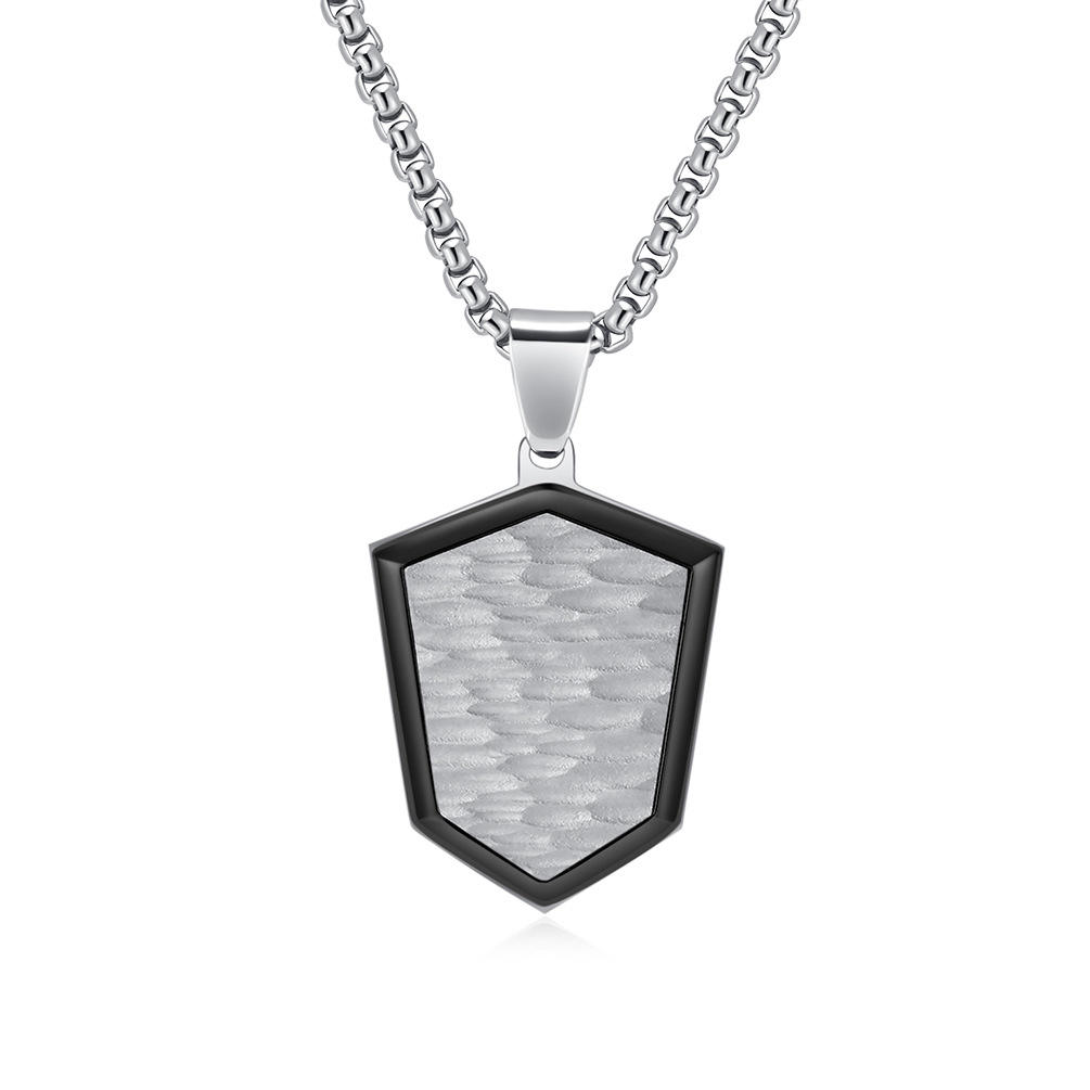 จี้เดี่ยวสีดำ