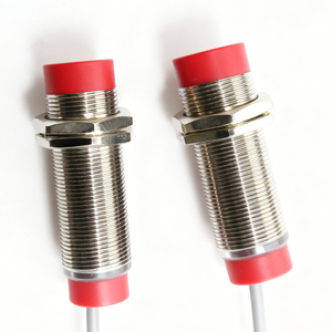 コンパクト円筒近接センサー30mm検出-RIKIN RZI-30-15-N-K-Z、産業用NPN/PNPデュアル出力 - Product Image 2