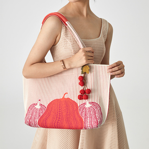 Túi đựng máy tính xách tay màu hồng tùy chỉnh chất lượng cao, dung tích lớn, có thể gập lại, phù hợp với túi đeo vai hoặc túi tote của phụ nữ - Product Image 1