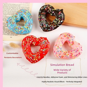 Squishy en silicone en forme de donut, à récupération lente, écologique, réaliste, jouet dessert pastoral, double aimant de réfrigérateur et pendentif suspendu - Product Image 2