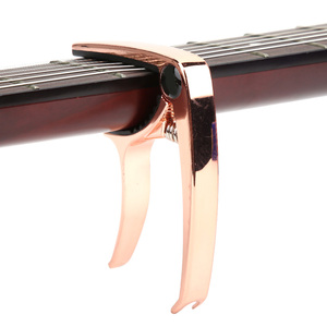 Guitar Capo Clamp Key Tuner C para <span class=keywords><strong>guitarra</strong></span> folclórica Accesorios para instrumentos musicales - Product Image 5