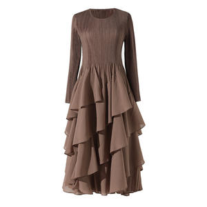 Abito a Pieghe Casual da Donna 2026, Vestito Elasticizzato con Collo Tondo e Maniche Lunghe, Modello Cake Dress - Product Image 6