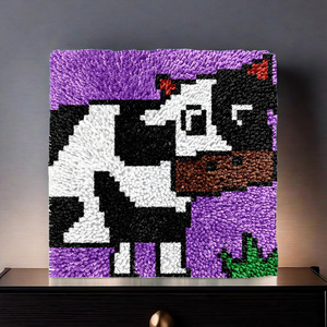 Usine <span class=keywords><strong>en</strong></span> gros brodé loquet crochet Kits doux taie d'oreiller bricolage une <span class=keywords><strong>vache</strong></span> mange herbe point <span class=keywords><strong>de</strong></span> croix housse <span class=keywords><strong>de</strong></span> coussin pour voiture et maison - Product Image 4