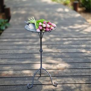 Support <span class=keywords><strong>de</strong></span> <span class=keywords><strong>bain</strong></span> d'oiseaux vintage en fer, mangeoire à oiseaux d'extérieur, bol sur piédestal haut, finition brillante résistante aux intempéries, marque Pioneera, jardin, patio - Product Image 1