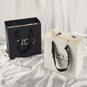 Sacs cadeaux en papier personnalisés avec poignées en ruban, prix d'usine, pour boutiques et emballages cadeaux - Product Image 3