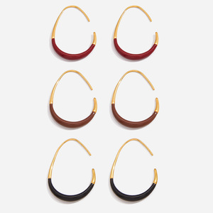 ต่างหูห่วงทรงหยดน้ำ ทอง 18K สแตนเลสสตีล รูปทรงตัว C เครื่องประดับผู้หญิง แฟชั่นโดดเด่น - Product Image 1