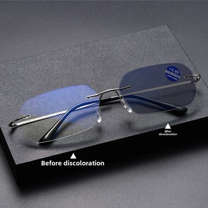 <span class=keywords><strong>Gafas</strong></span> de <span class=keywords><strong>Presbicia</strong></span> Fotocromáticas sin Montura con Zoom Automático, Progresivas, Multifocales, de Doble Uso para Cerca y Lejos, Anti Luz Azul para Hombre - Product Image 1