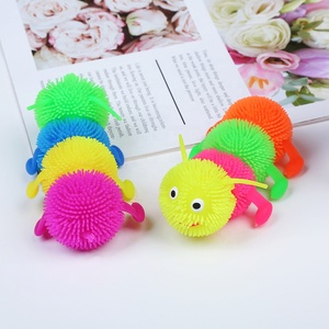 KEHUI venta directa de fábrica suave mediano cuatro partes gusano Puffer juguete bola TPR Squeeze alivio del estrés Fidget juguete para niños - Product Image 6