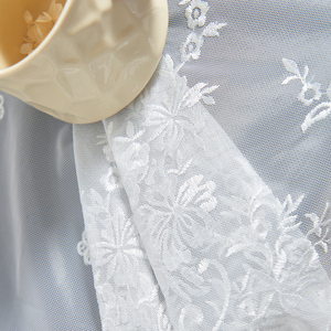 <span class=keywords><strong>Blanc</strong></span> vert foncé or Floral 3D <span class=keywords><strong>tissu</strong></span> brodé transparent 100% polyester tricoté techniques par cour mode rideau de douche Dolly - Product Image 4