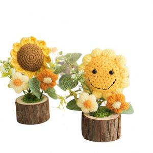Bouquet de fleurs artificielles fait main en coton tricoté à la main, avec base en bois, au crochet, motif tournesol et marguerite, longue durée, cadeau fait main pour la maison - Product Image 5