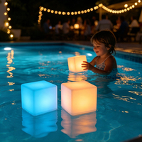 Mini lampe cube LED 10 cm rechargeable IP65, lumière de nuit intérieure/extérieure pour la décoration de bureau