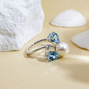 แหวนเมสซี่ จิวเวลรี่ รุ่น MSR-1632 ทอง 18K รูปทรงลูกแพร์ ประดับพลอยอะความารีนและไข่มุกน้ำจืด - Product Image 2