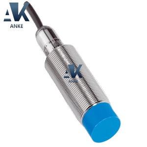 เซ็นเซอร์ตรวจจับวัตถุแบบเหนี่ยวนำ SICK IME18-12NNSZW2S 1040992 NPN - Product Image 1