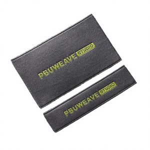 Étiquettes de col personnalisées en satin, étiquettes tissées pliées en boucle avec impression par transfert thermique et forme de drapeau pour vêtements, sacs et chaussures - Product Image 2