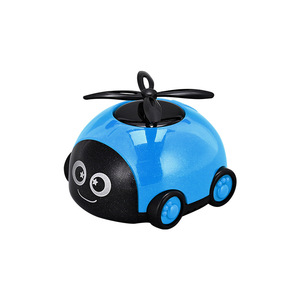 Diffuseur d'air de voiture en plastique à énergie solaire, design scarabée de dessin animé, purification de l'air, installation facile, ornement hélicoptère rotatif - Product Image 5