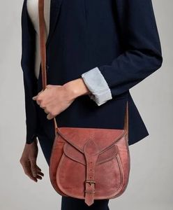 Bolso Bandolera de Cuero de Grano Completo con Hebilla, Moderno, Ligero, Elegante y Espacioso para Viajar, la Combinación Perfecta de Elegancia y Durabilidad - Product Image 2