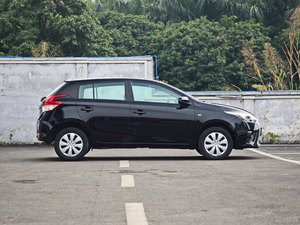 <span class=keywords><strong>2022</strong></span>-i-sL Volante a la izquierda Eficiente en combustible 1.5L Auto CVT Asientos de tela bien mantenidos Neumáticos R15 Interior oscuro Listo <span class=keywords><strong>para</strong></span> enviar - Product Image 5