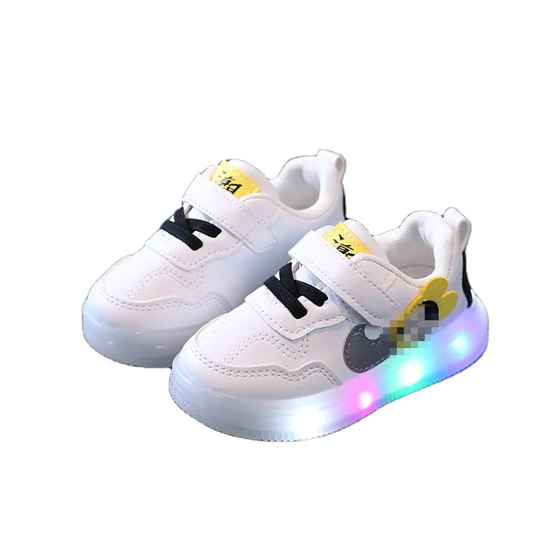 2023 new PU leather cartoon light shoes children's casual sports shoes LED light children's shoes