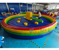 Permainan Inflatable Wipeout Komersial untuk Pesta Luar Ruangan dengan Lengan Putar Mekanis