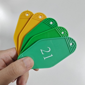 Design Custom Logo <b>Keychain</b> Classic Vintage Hotel and Motel Sign Acrylic Plastic with Zinc Alloy Metal for Numbers <b>Anime</b> Style - Product Image 5