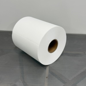 Rollos de Paños de Limpieza Blancos Resistentes, No Tejidos, Diseñados para Trabajos de Limpieza Difíciles, Fuertemente Absorbentes, Aptos para Aplicaciones Industriales - Product Image 6