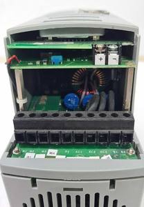 モーションコントロール TUB-12/460R サーボモータードライブコントローラー - パーツプログラミングコントローラー 産業オートメーション用 - Product Image 3