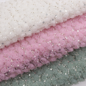 100% Polyester blanc 3D fleur maille paillettes broderie robe tissu tricoté Technique <span class=keywords><strong>Dobby</strong></span> pour mariage chapeaux sacs à dos jupes - Product Image 1