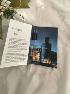 Muestra <span class=keywords><strong>de</strong></span> Perfume en Tarjeta Mini <span class=keywords><strong>de</strong></span> 2ml al por Mayor, Portátil para Viajes, Fragancia en Spray Frutal, Floral y Amaderada - Product Image 5