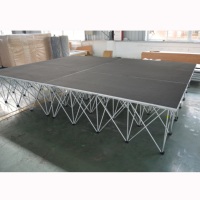 Scène de DJ portable en alliage d'aluminium et contreplaqué, facile à assembler et à démonter - RK-Portable Stage RAK-SQ4I Certifiée CE