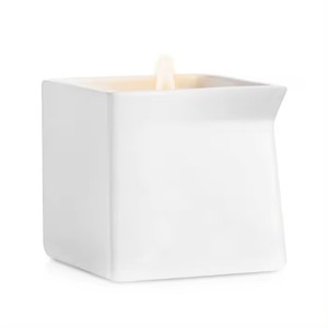 Vaso de vela de forma cuadrada blanca mate, tarros de vela de masaje de cerámica con tapa de Caño vertedor - Product Image 2