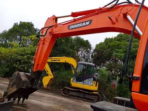 Excavatrice sur chenilles d'occasion Doosan DH150W-7 2020, hydraulique, 86 kW, 15,1 tonnes, avec moteur et boîte de vitesses pour la construction - Product Image 4