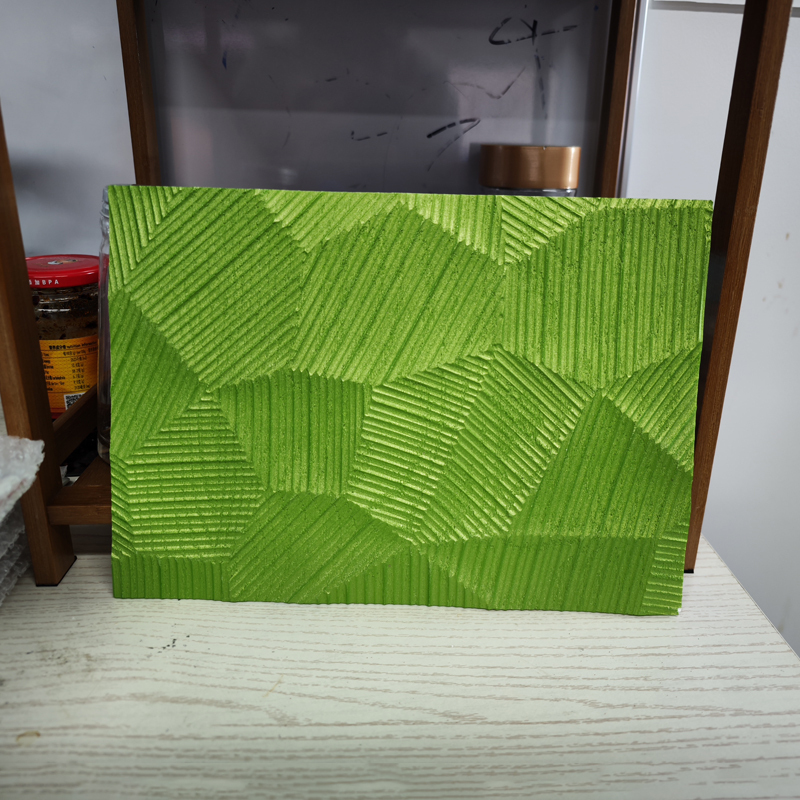 Pierre flexible en bois denté