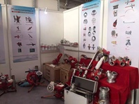 JMFIRE Peralatan Pemadam Kebakaran 150 Stroz Coupling Pembagi Empat Arah Paduan Aluminium Tegak Dapat Disesuaikan Penjualan Langsung Pabrik