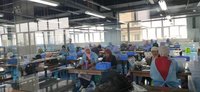 Créez vos propres écussons personnalisés thermocollants pour plastique, à bordure surjetée, découpés au laser, imprimés, entièrement cousus, en tissu sergé pour chapeaux