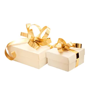Scatola di ciambella di carta all'ingrosso riciclabile di buona qualità Design personalizzato scatola di ciambella cioccolato scatole regalo con Logo