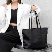 Produits en gros Marchés en ligne chinois Sac fourre-tout tendance Sacs à main Sacs Oxford de luxe pour femmes Sac de marque sous le bras