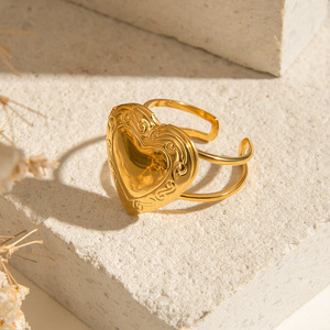 Cadeaux de la Saint-Valentin 2025, bague avec médaillon en forme de cœur, boîte à photos, bague ouverte, plaquée or 18 carats, en acier inoxydable, <span class=keywords><strong>bijoux</strong></span> tendance pour femmes - Product Image 2